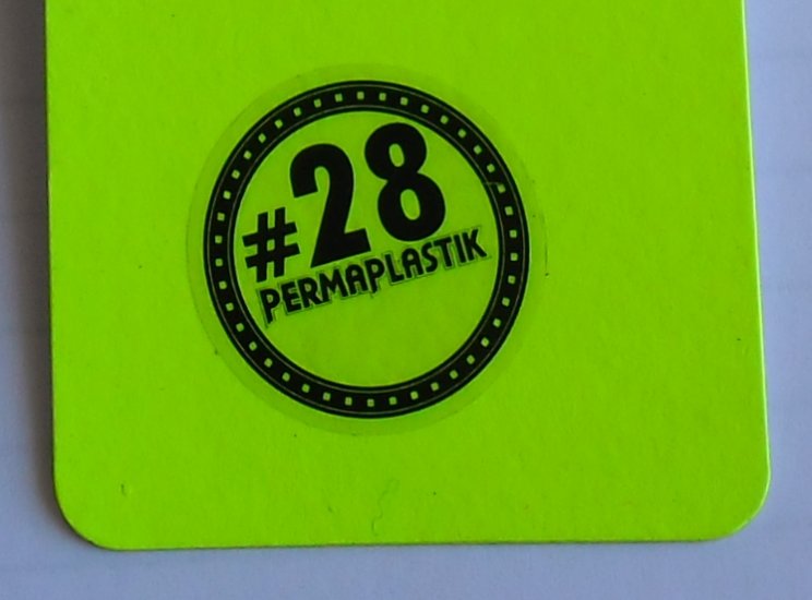 PERMAPLASTIK GLOW YELLOW (no#28) 4ltr