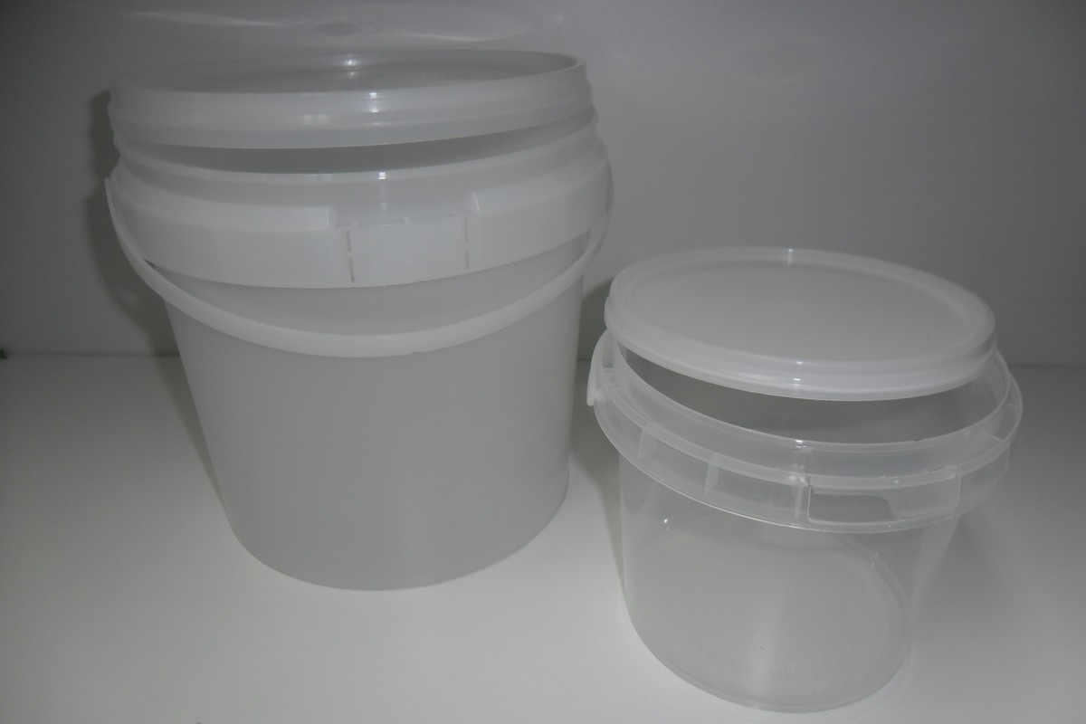 Plastic Buckets and lids